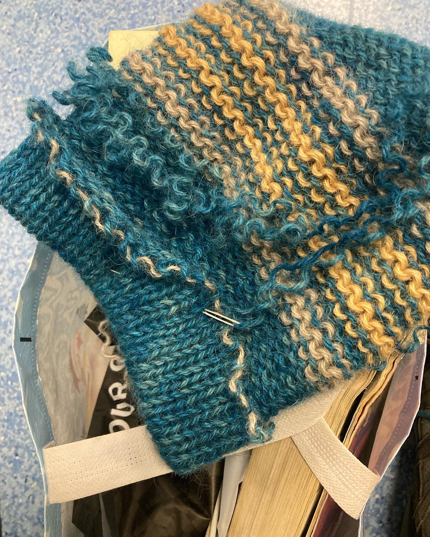 …trips to A&E (minor injuries) are becoming more frequent.. (teenagers and sport!!).Fortunately  this time I remembered to bring my mobile phone charger AND my latest woolly project .#localyarn #heritagesheep #naturaldyeing